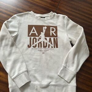 Nike Air Jordan Big Kids Cream Sweater Size Large 12-13